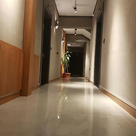 호텔 Doctor House Talas